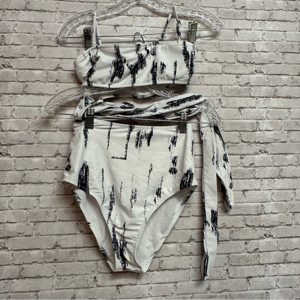 Women Size Small Black/White Three-Piece Swimsuit Bandeau Top Wrap Waist Bikini